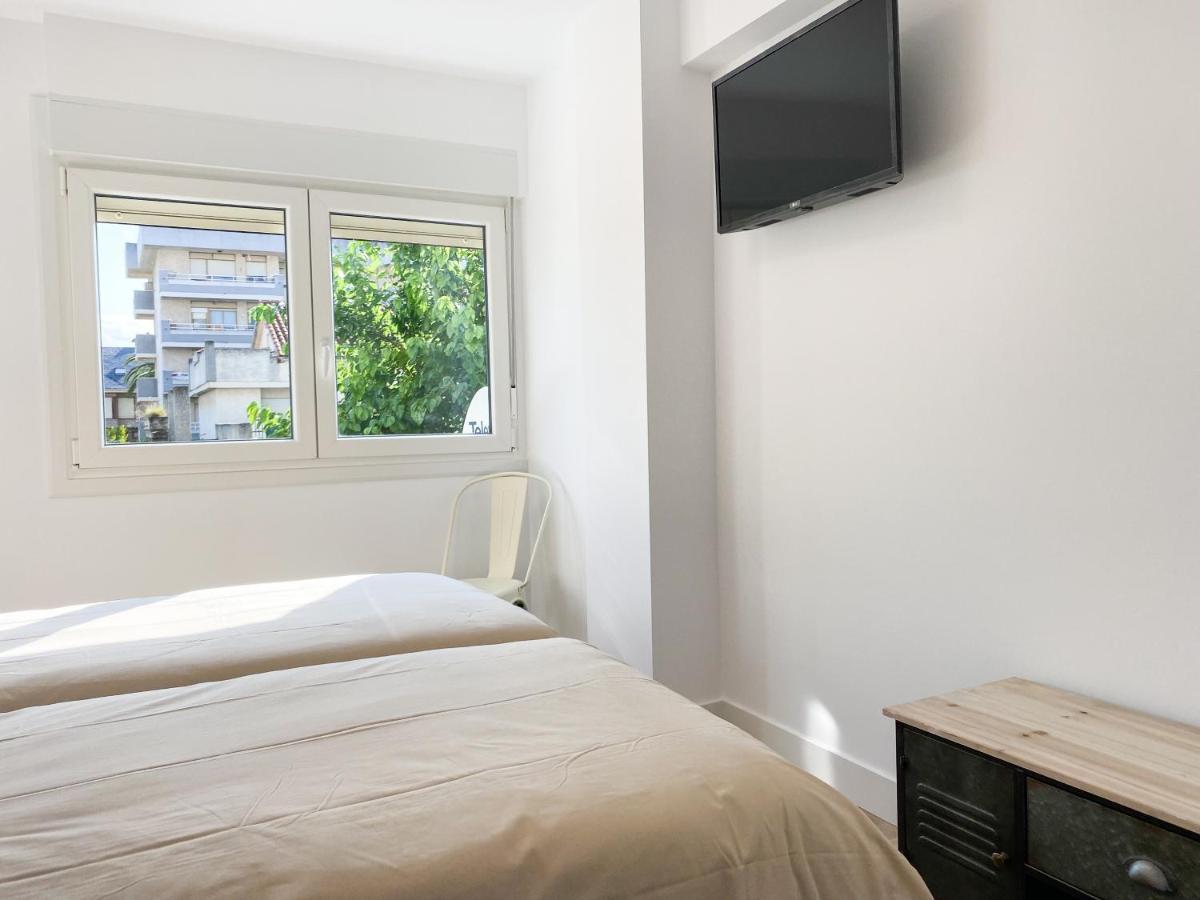 ¡A Estrenar! Piso De Diseno En Laredo Playa Apartment Bagian luar foto